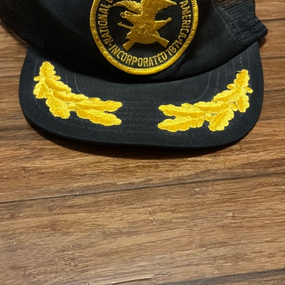 Vintage NRA Gold Black Patch Gold Leafs Snapback - Picture 2 of 9